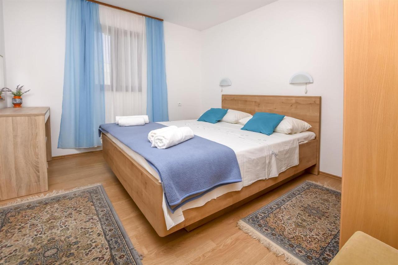 Apartments Viktor Rogoznica  Exteriér fotografie