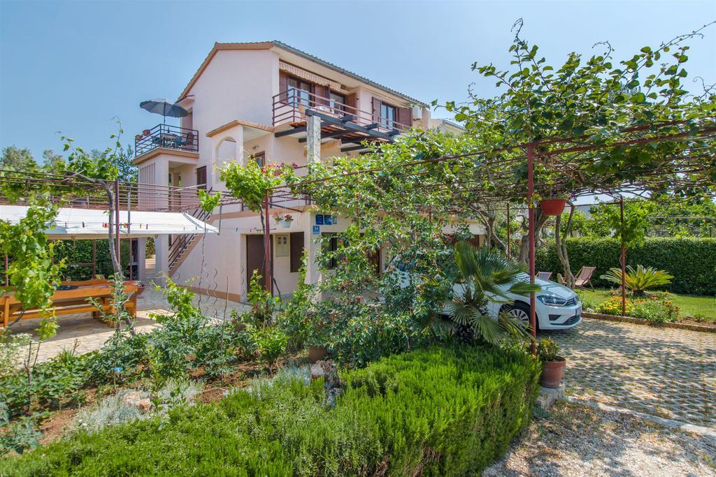 Apartments Viktor Rogoznica  Exteriér fotografie